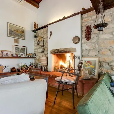 Vakantiehuis Lovely By The Sea - Happy Selce