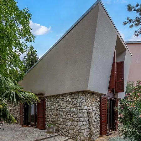 Vakantiehuis Lovely By The Sea - Happy